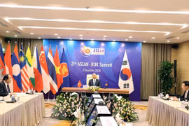 ASEAN 2020 : le PM préside le 21e sommet ASEAN-R. de Corée 