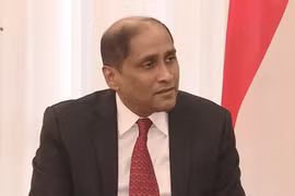 Ambasadeur singapourien Jaya Ratnam : les relations Vietnam-Singapour en plein essor