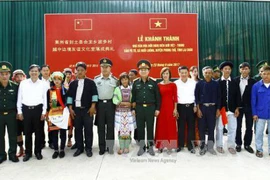 Renforcement des activités d’amitié entre les deux peuples vietnamiens et chinois