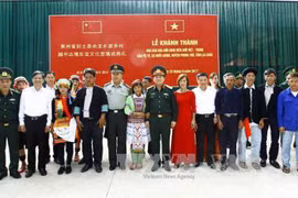 Renforcement des activités d’amitié entre les deux peuples vietnamiens et chinois