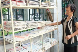 Une petite librairie gratuite pour les passants à Hanoï