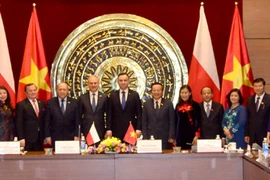 Le président polonais veut impulser les liens multiformes avec le Vietnam