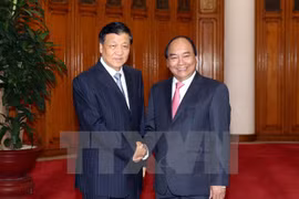 Des dirigeants vietnamiens reçoivent le haut responsable du Parti communiste chinois Liu Yunshan