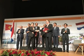Le Vietnam veut acquérir des expériences portuaires néerlandaises