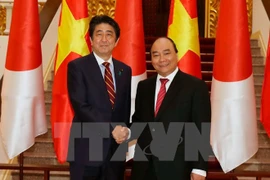  Entretien Nguyen Xuan Phuc – Shinzo Abe