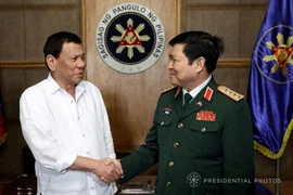 Défense : le Vietnam et les Philippines plaident pour des liens accrus