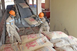 Deux tiers du volume de ciment et de clinker du Vietnam exportés au Bangladesh et aux Philippines