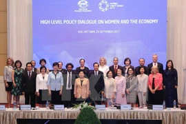 APEC: clôture du Forum des femmes et de l’économie à Hue