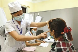 La lutte contre le VIH progresse au Vietnam mais les moyens manquent