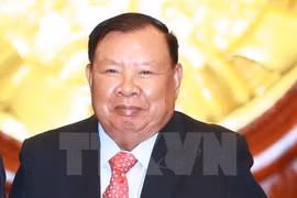 Le président laotien rencontre des responsables de l’Association d’amitié Vietnam-Laos