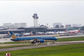 Suspension des vols entre Quang Binh et Ho Chi Minh-Ville