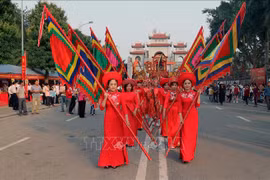 Célébration du 1979e anniversaire de l'insurrection des deux Sœurs Trung à Hanoï