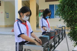 Les élèves de Ho Chi Minh-Ville retournent à l'école au début de mars