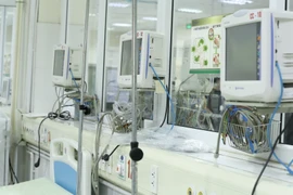 Le Consulat général de la République de Corée fait don de fournitures médicales à HCM-Ville