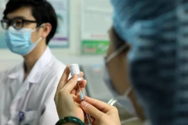 COVID-19: plus de 55.000 personnes ont été vaccinées en toute sécurité 