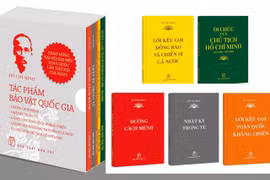 Publication de la collection de livres « Hô Chi Minh – les oeuvres Trésors nationaux »