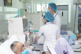 Le premier hôpital vietnamien à atteindre la certification ISO 9001: 2015 sur l’hémodialyse