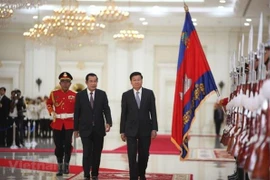 Cambodge et Laos établissent leur partenariat stratégique intégral durable