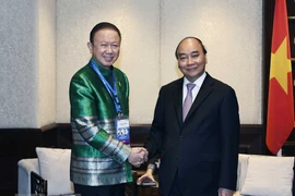 Le président Nguyên Xuân Phuc reçoit le président de l'Association d'amitié Thaïlande-Vietnam
