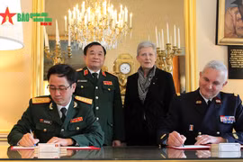 Le Vietnam et la France consolident leur coopération dans la défense