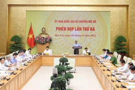 Le PM préside la 3e réunion du Comité national de la transformation numérique à Hanoï