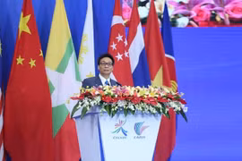 Le vice-PM Vu Duc Dam à l’ouverture d’événements ASEAN-Chine à Nanning