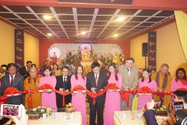 Inauguration d’un centre culturel bouddhique des Vietnamiens en République tchèque