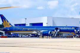 Vietnam Airlines met en service son premier B787-10 Dreamliner