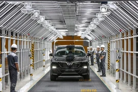 Créer un cadre juridique complet pour développer l'industrie auxiliaire