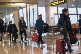 Deuxième vol de rapatriement de Vietnamiens évacués de l’Ukraine a atterri à Hanoï