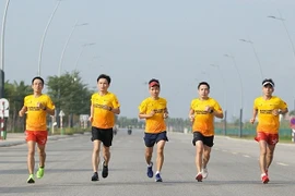 Environ 11.000 athlètes en lice au tournoi Vnexpress Marathon Amazing Halong 2022