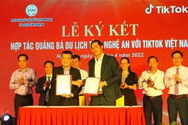  Semaine de promotion du tourisme maritime et des spécialités Nghe An 2022