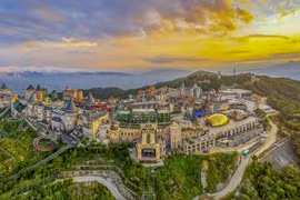 Tourisme : Da Nang annonce 17 opérateurs de services éligibles pour la réouverture pilote