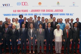 Célébration du centenaire de la création de l’OIT à Hanoi