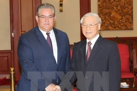 Le Parti communiste du Vietnam et le Parti communiste de Grèce resserrent leurs liens