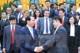 Le chef de l’État vietnamien reçoit une délégation d’entreprises internationales