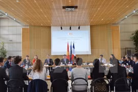 Le 4e Dialogue économique de haut niveau Vietnam-France à Paris 