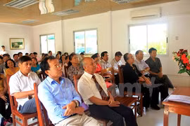 Célébration de la victoire du 30 avril en Argentine et en Angola
