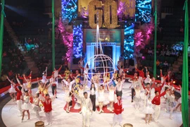 Ouverture du Gala international du cirque 2016 à Hanoi