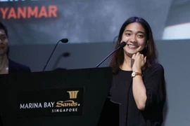 "Vi" goûte au bonheur du Festival international d​u film ​de Singapour