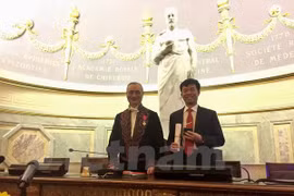 Un Vietnamien entre à l'Académie nationale de médecine de France