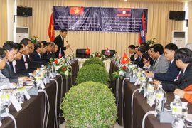 Hô Chi Minh-Ville et Champassak s’engagent à renforcer leurs relations