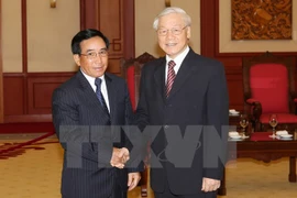 Le secrétaire général Nguyên Phu Trong affirme le soutien vigoureux et total du Vietnam au Laos