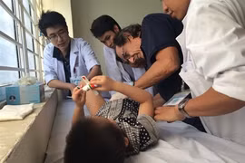 Roberto De Castro, chirurgien d’élite au grand cœur