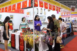 Le Vietnam à la Foire caritative internationale 2016 en Indonésie