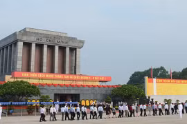 Mausolée du Président Hô Chi Minh - ouvrage de la volonté du Parti et de l’aspiration du peuple