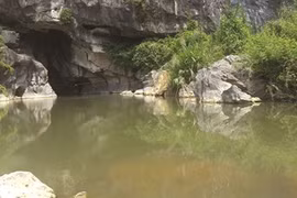 Une grotte encore à l’abri des regards à Quang Ninh