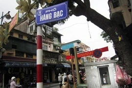 Hang Bac, une rue de métier originale