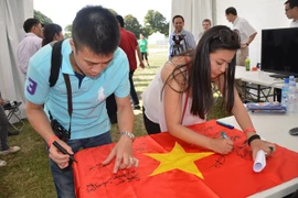 Une table ronde sur la Mer Orientale destiné aux jeunes vietnamiens en Europe