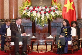 Renforcement de la coopération entre la province russe de Koursk et des localités vietnamiennes